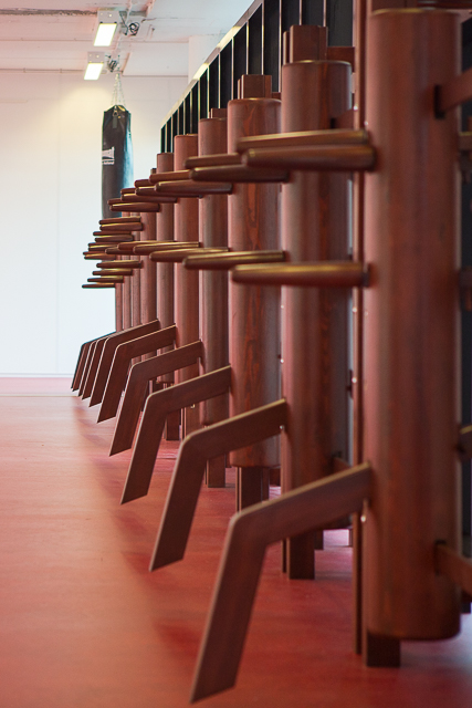 Dummy Wand in ons Wing Chun Kung Fu Tempel in Den Haag